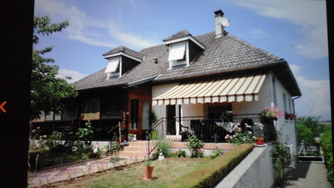 Maison Avec Veranda Proche Du Centre Ville Rignac  Exterior photo